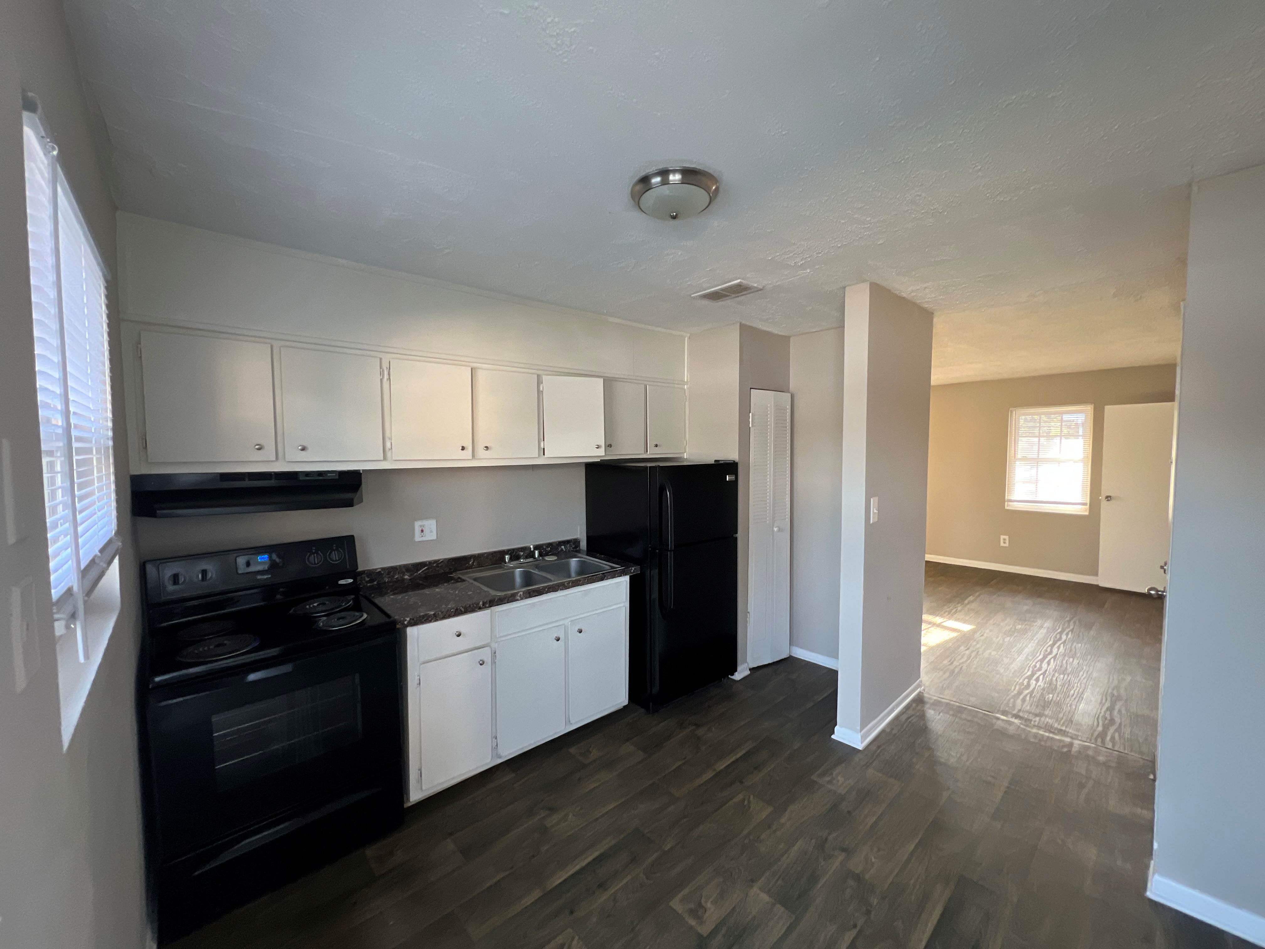 interior view at Beverly Hills located in Chamblee, GA, 30341